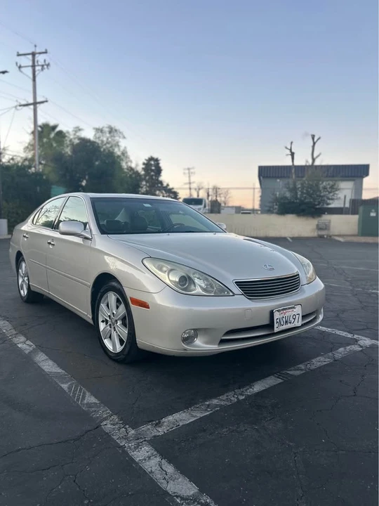 2005 Lexus ES 4th Gen - Image 10 of 10