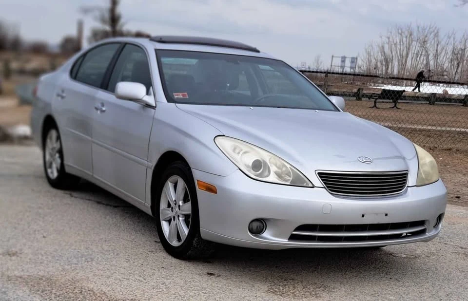 2005 Lexus ES 4th Gen - Image 17 of 19