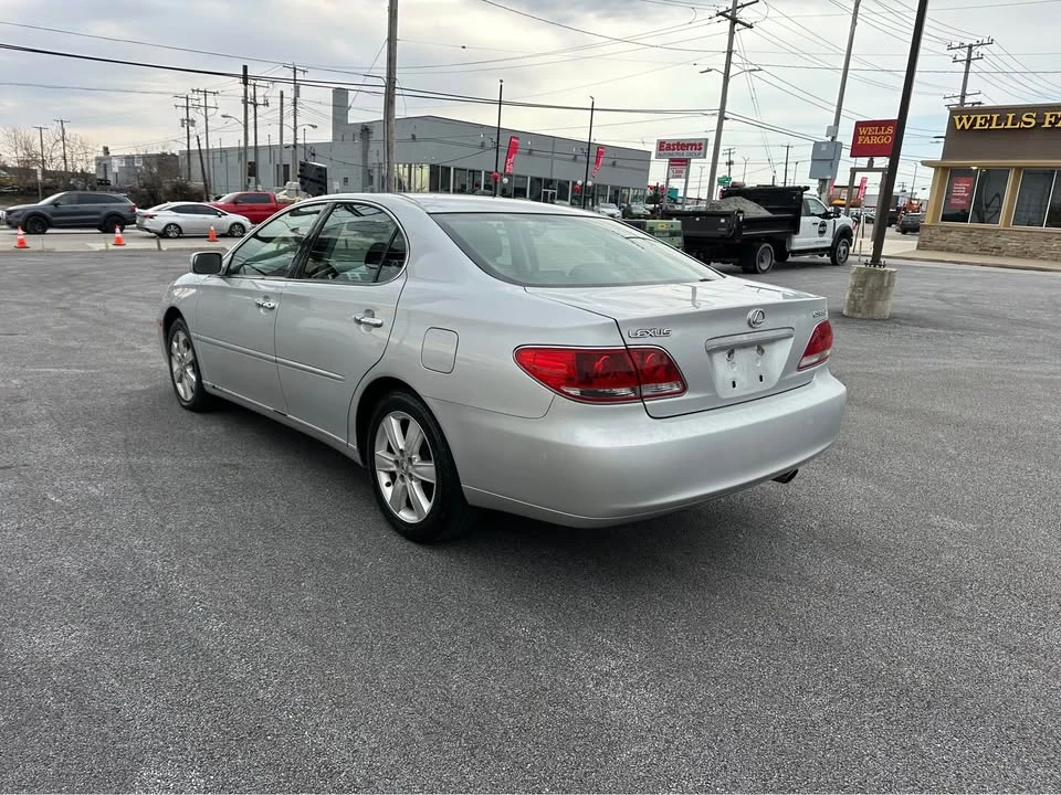 2005 Lexus ES 4th Gen - Image 7 of 12