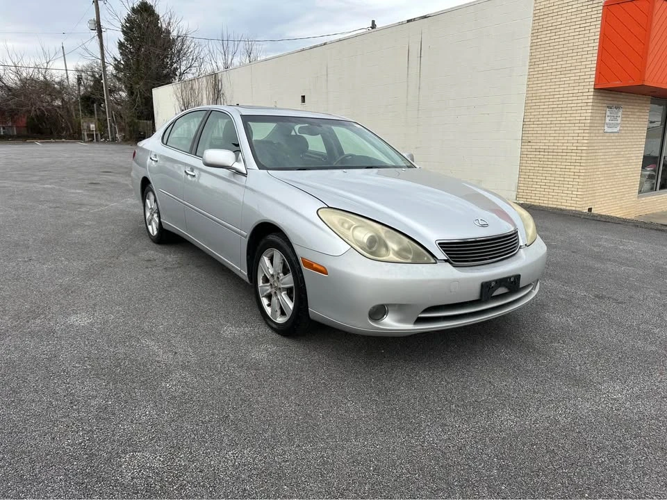 2005 Lexus ES 4th Gen - Image 3 of 12