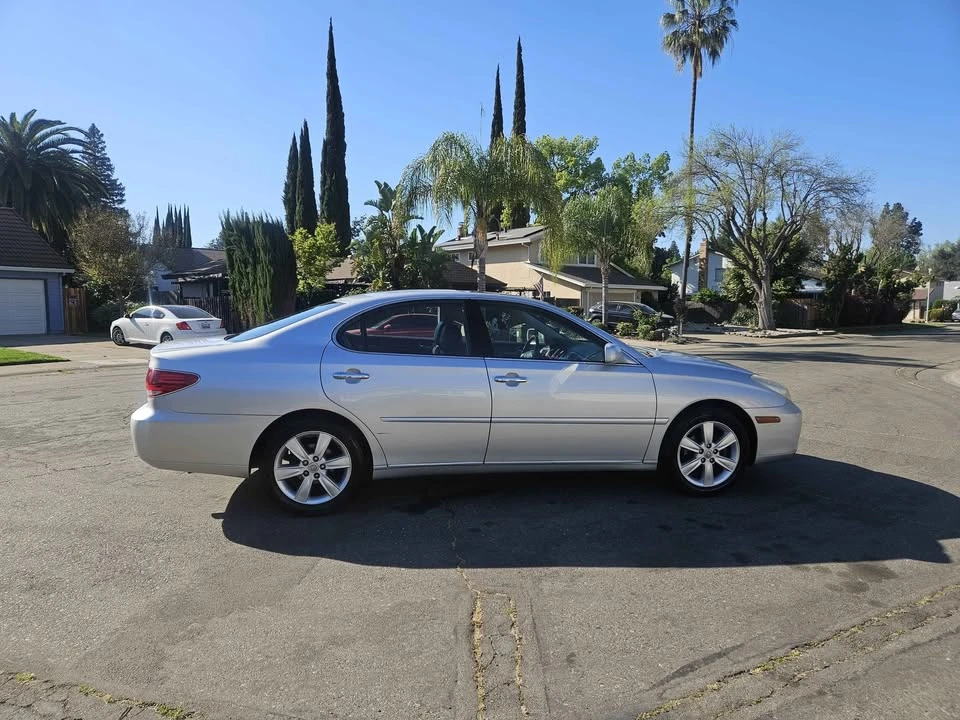 2005 Lexus ES 4th Gen - Image 5 of 13