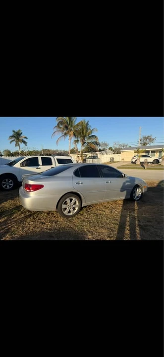 2005 Lexus ES 4th Gen - Image 3 of 4