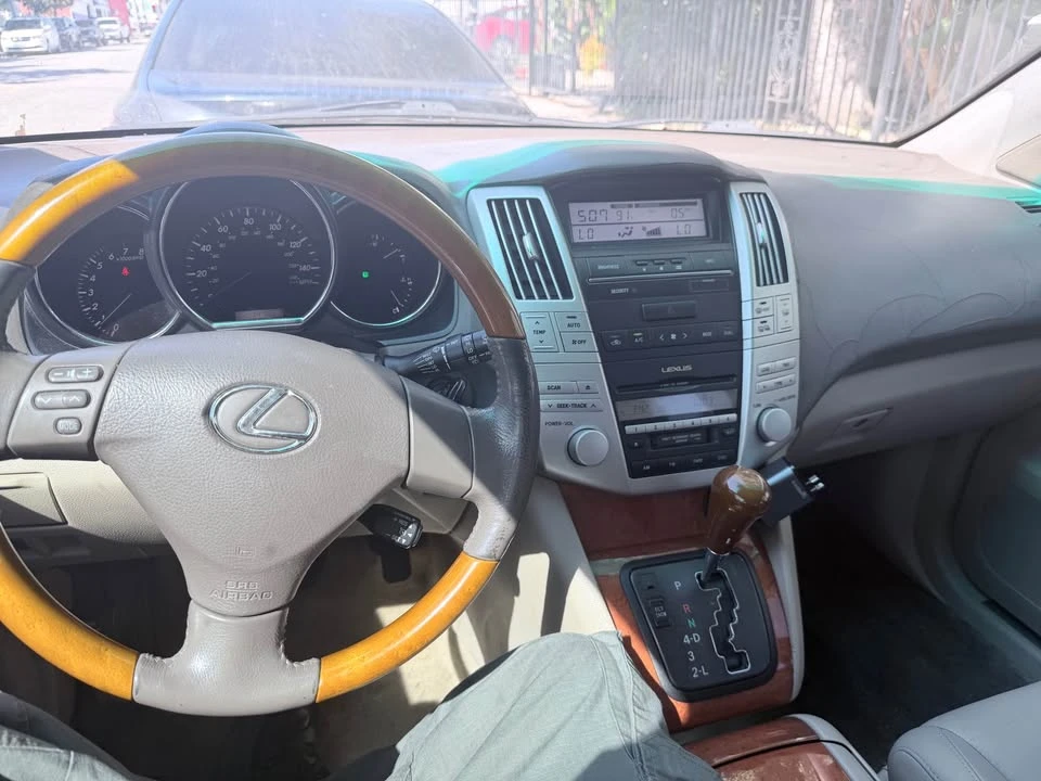 2005 Lexus ES 4th Gen - Image 5 of 5