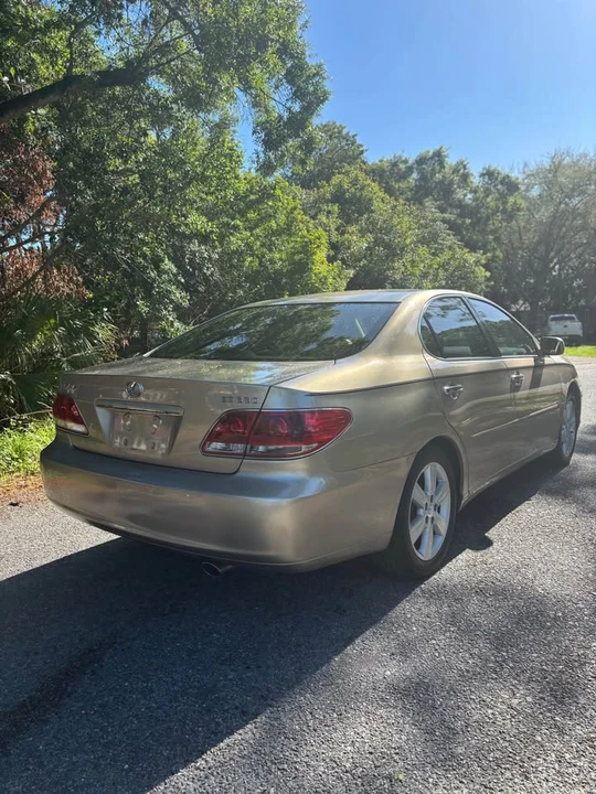 2005 Lexus ES 4th Gen - Image 4 of 10