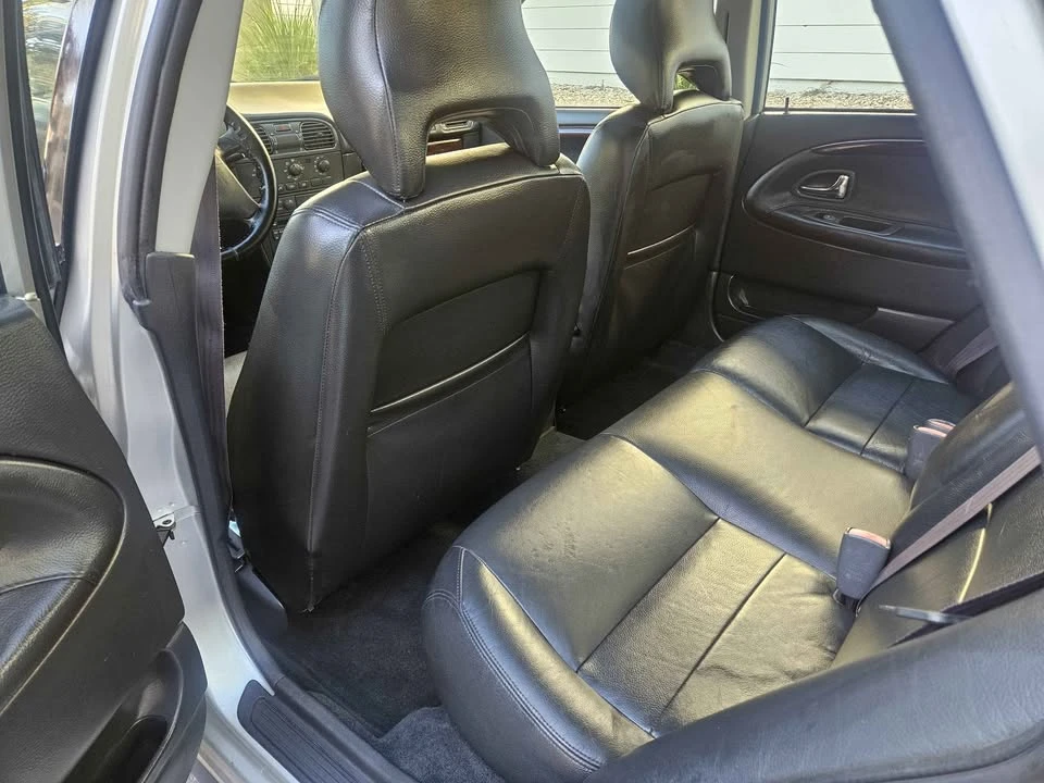2005 Lexus ES 4th Gen - Image 15 of 16