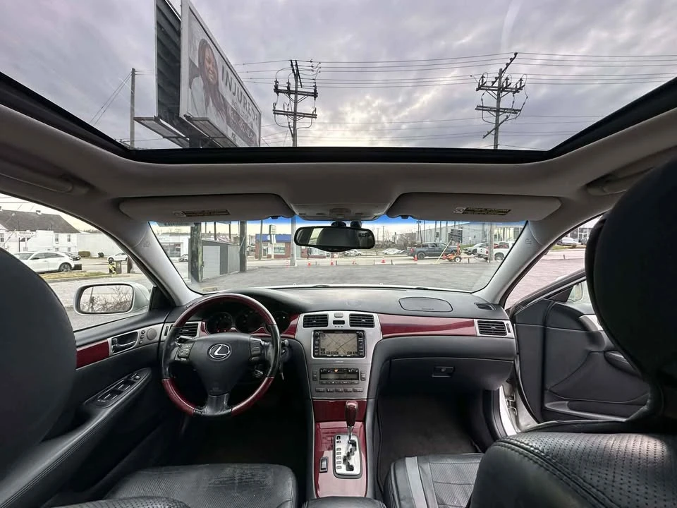 2005 Lexus ES 4th Gen - Image 11 of 11