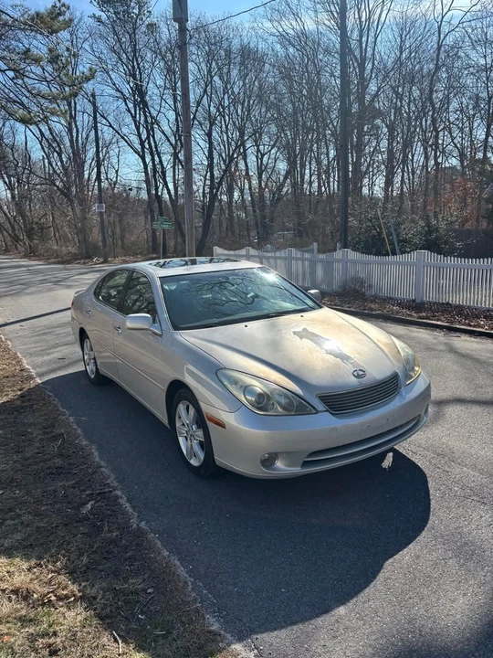 2005 Lexus ES 4th Gen - Image 2 of 10