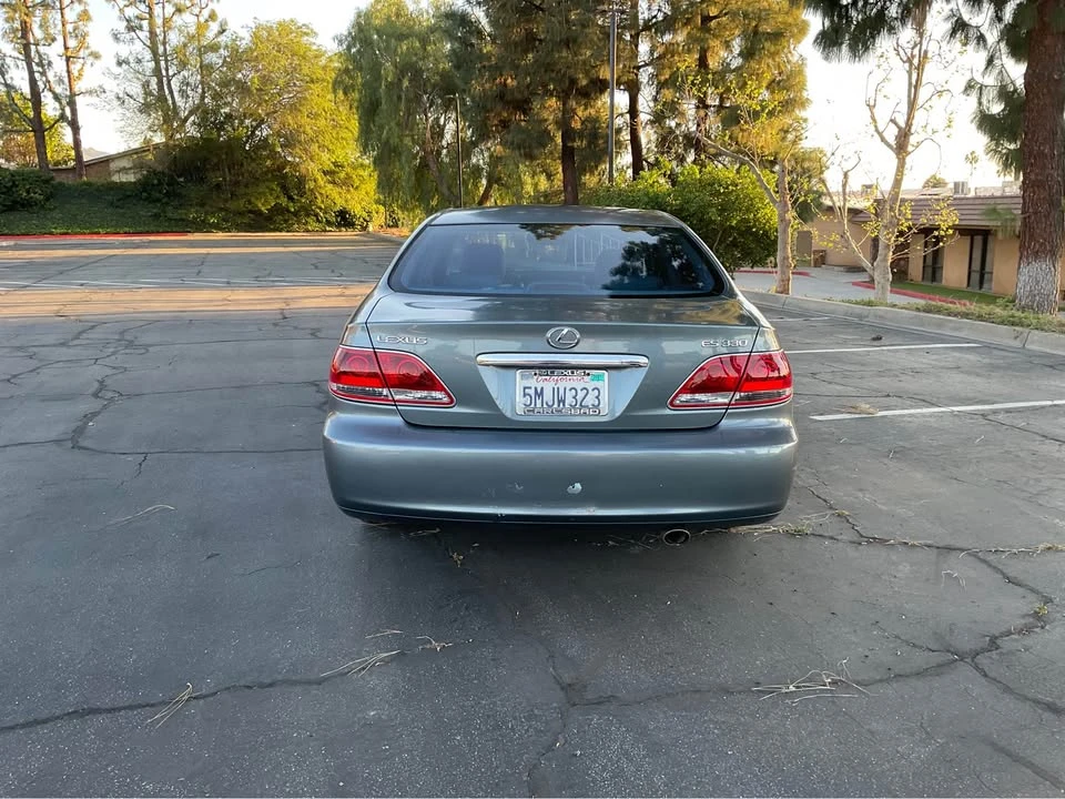 2005 Lexus ES 4th Gen - Image 7 of 19
