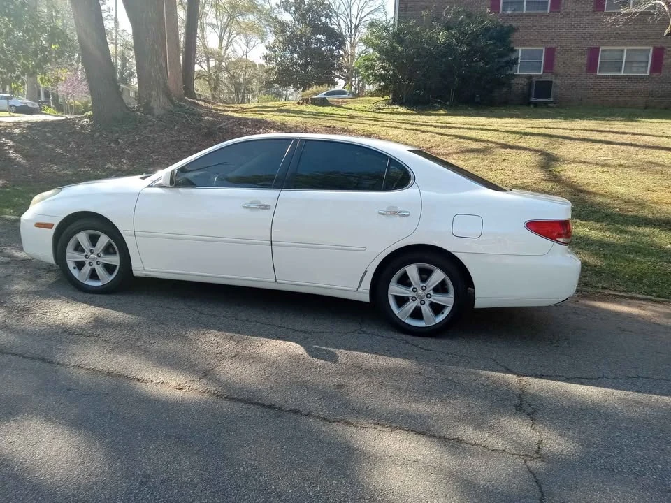 2005 Lexus ES 4th Gen - Image 6 of 12