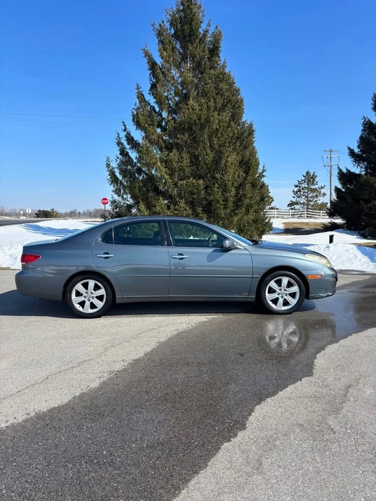 2005 Lexus ES 4th Gen - Image 3 of 7