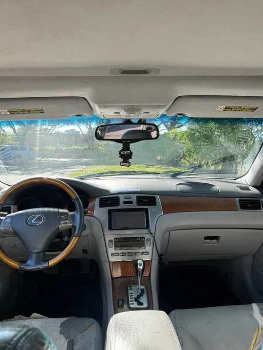 2005 Lexus ES 4th Gen - Image 7 of 20