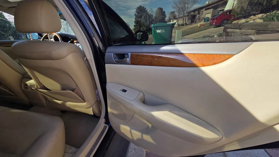 2005 Lexus ES 4th Gen - Image 16 of 19
