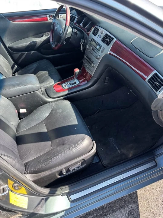 2005 Lexus ES 4th Gen - Image 5 of 7