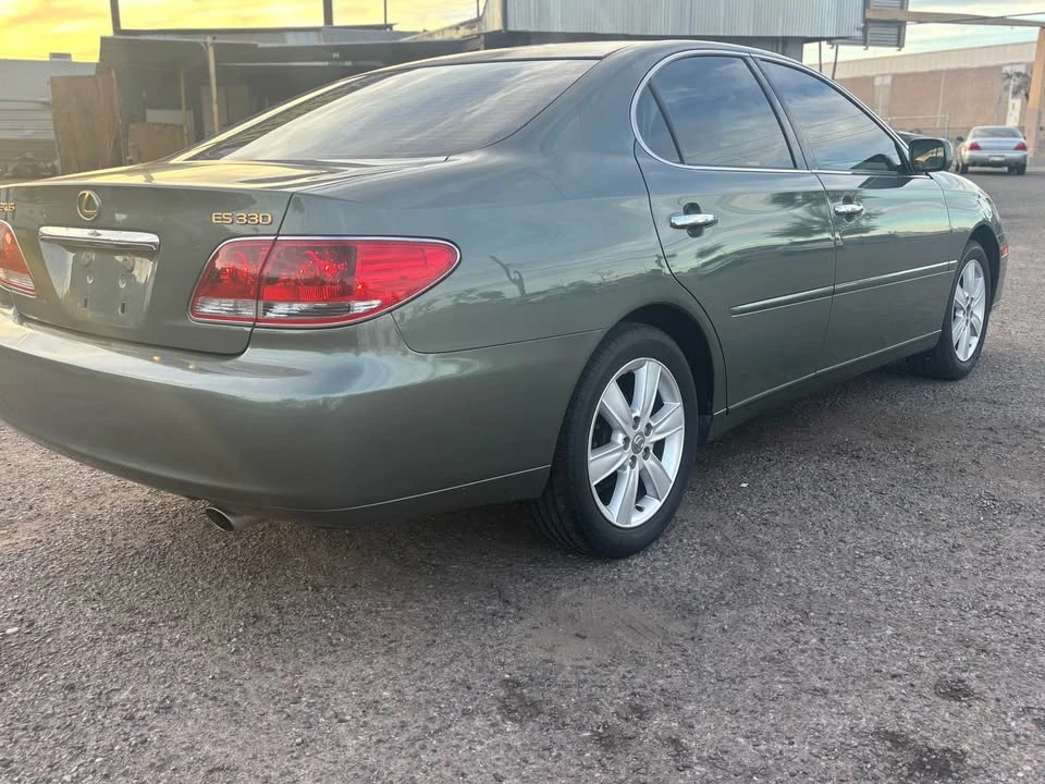2005 Lexus ES 4th Gen - Image 3 of 12