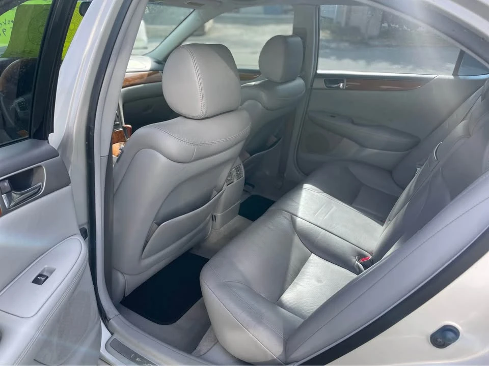 2005 Lexus ES 4th Gen - Image 6 of 11
