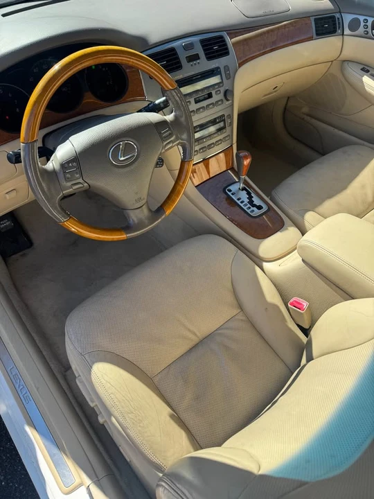 2005 Lexus ES 4th Gen - Image 5 of 8