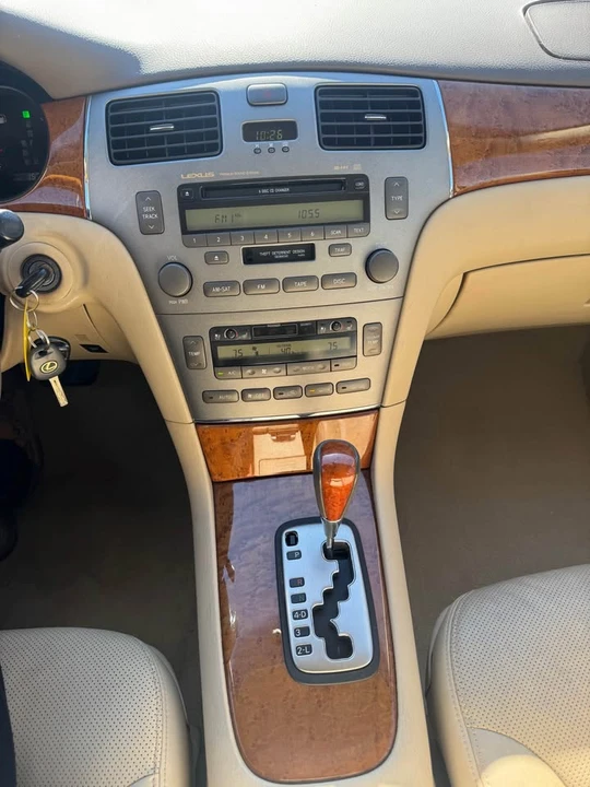 2005 Lexus ES 4th Gen - Image 8 of 8