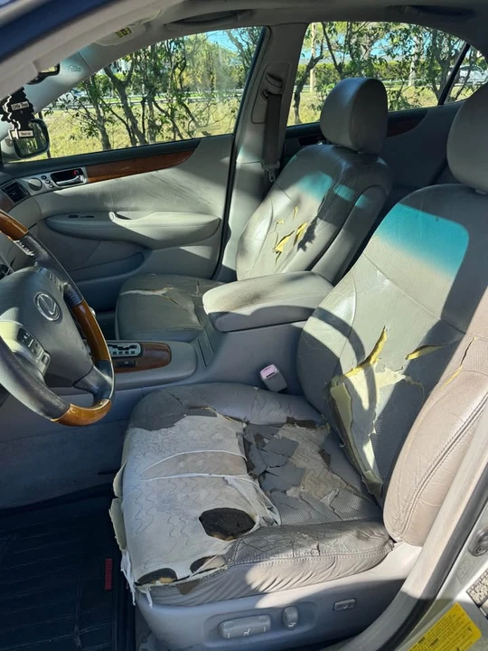 2005 Lexus ES 4th Gen - Image 10 of 20