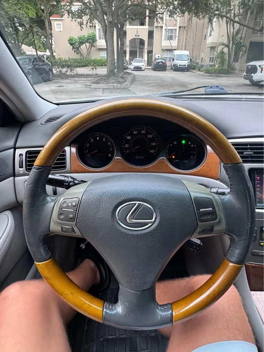 2005 Lexus ES 4th Gen - Image 19 of 20
