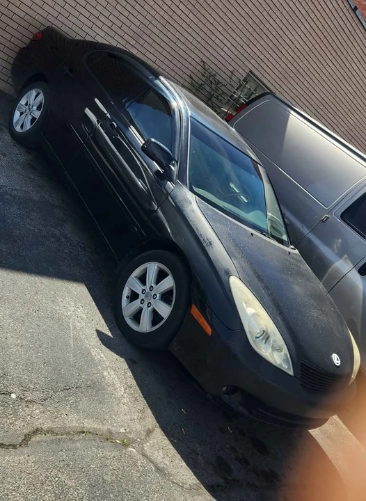 2005 Lexus ES 4th Gen - Image 2 of 5