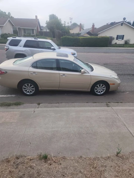 2005 Lexus ES 4th Gen - Image 6 of 14