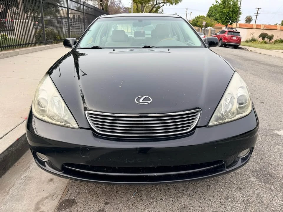 2005 Lexus ES 4th Gen - Image 2 of 17