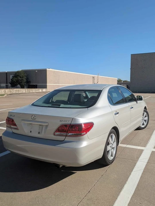 2005 Lexus ES 4th Gen - Image 5 of 17