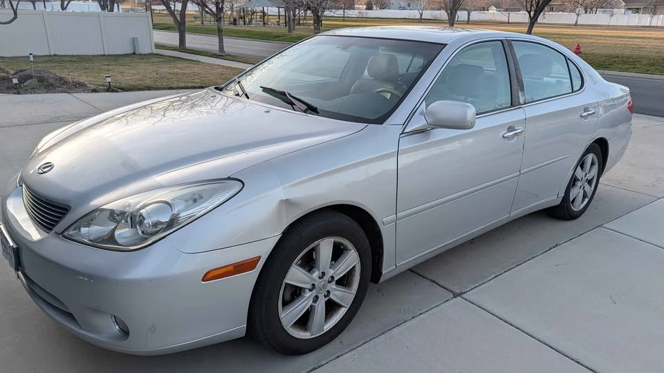 2005 Lexus ES 4th Gen - Image 5 of 9
