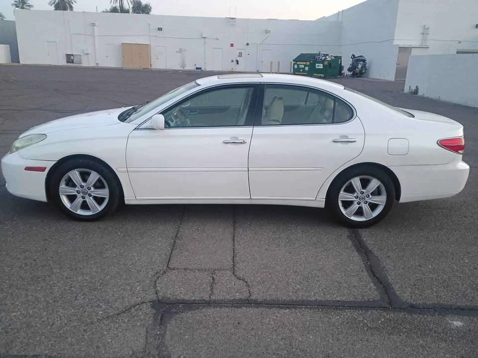 2005 Lexus ES 4th Gen - Image 8 of 15
