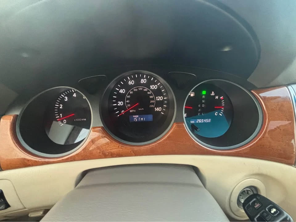 2005 Lexus ES 4th Gen - Image 10 of 12