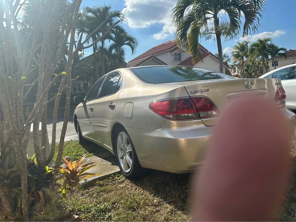 2005 Lexus ES 4th Gen - Image 6 of 9
