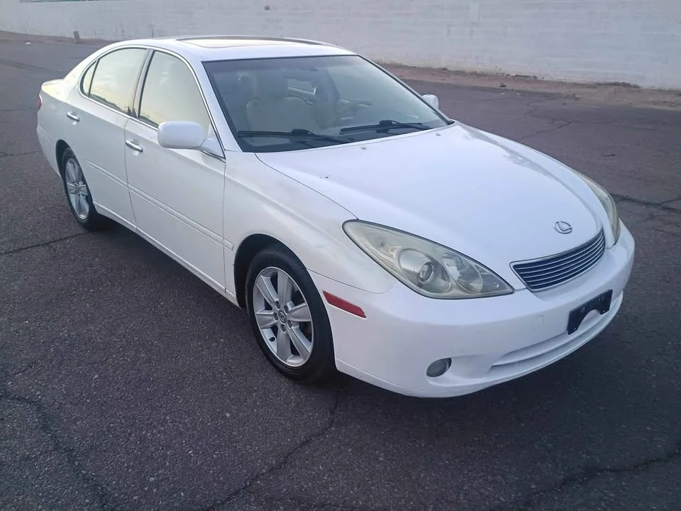 2005 Lexus ES 4th Gen - Image 3 of 15