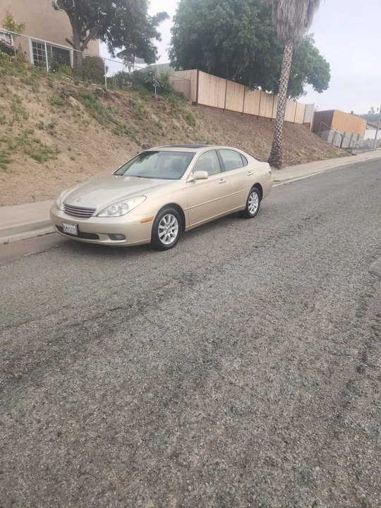 2005 Lexus ES 4th Gen - Image 4 of 14