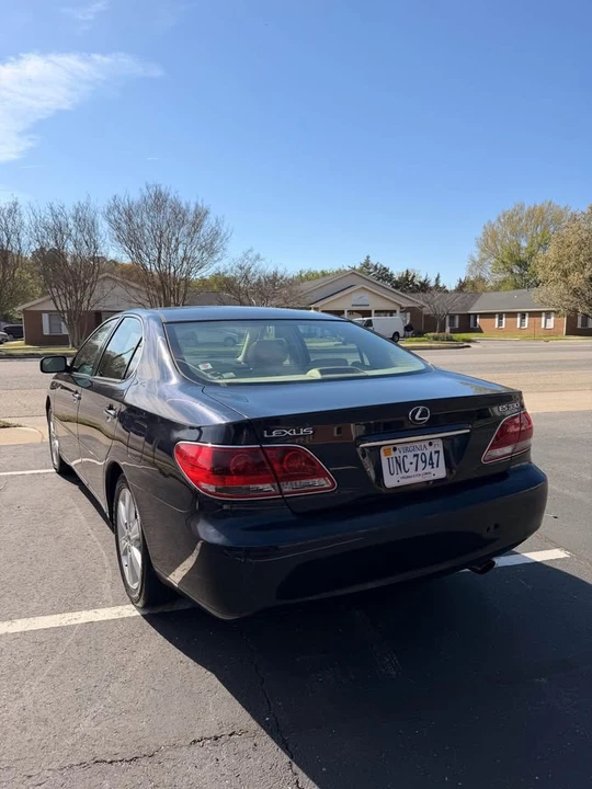 2005 Lexus ES 4th Gen - Image 3 of 6
