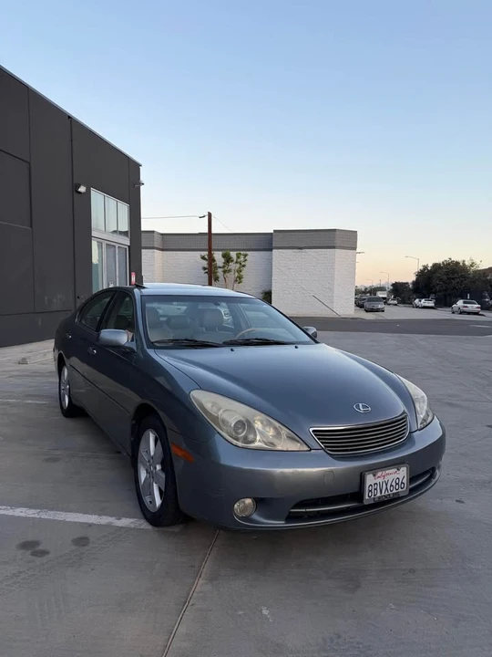 2005 Lexus ES 4th Gen - Image 5 of 14