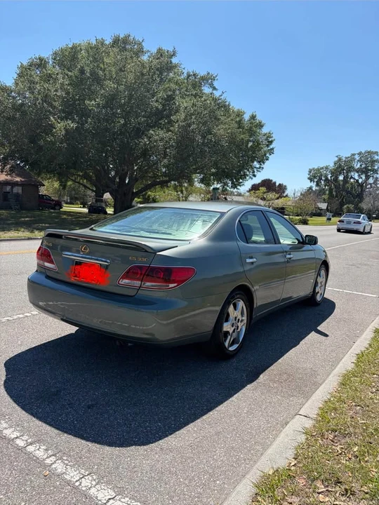 2005 Lexus ES 4th Gen - Image 3 of 11