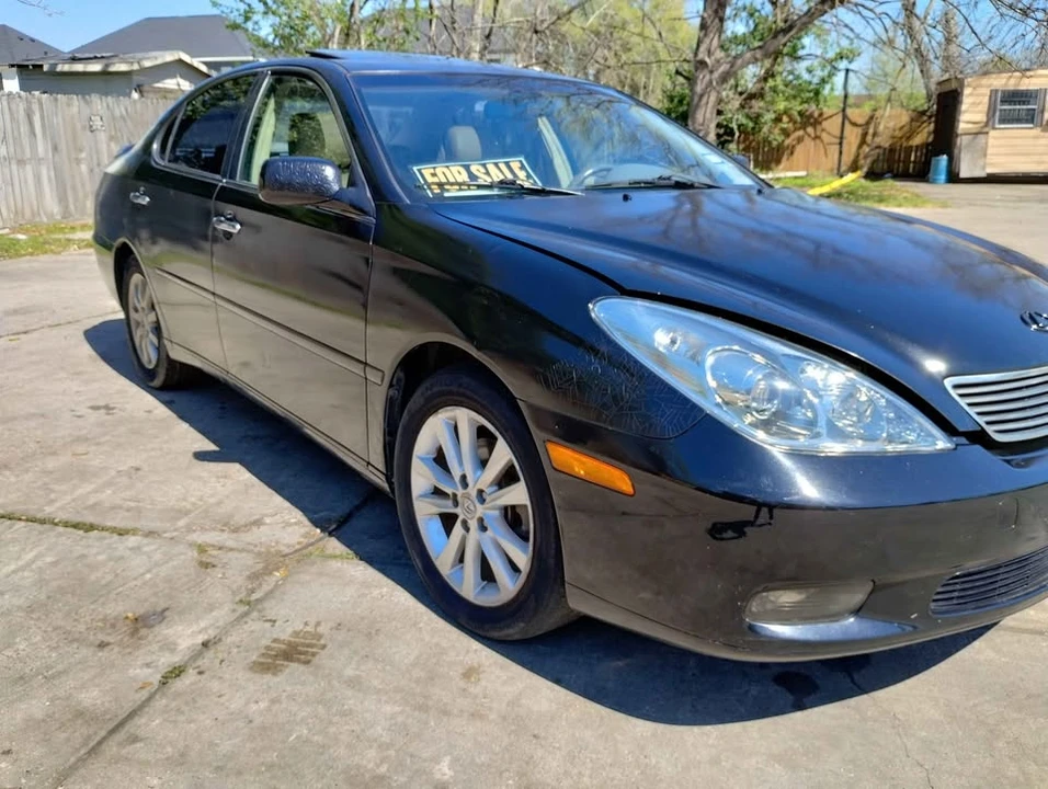 2005 Lexus ES 4th Gen - Image 2 of 9