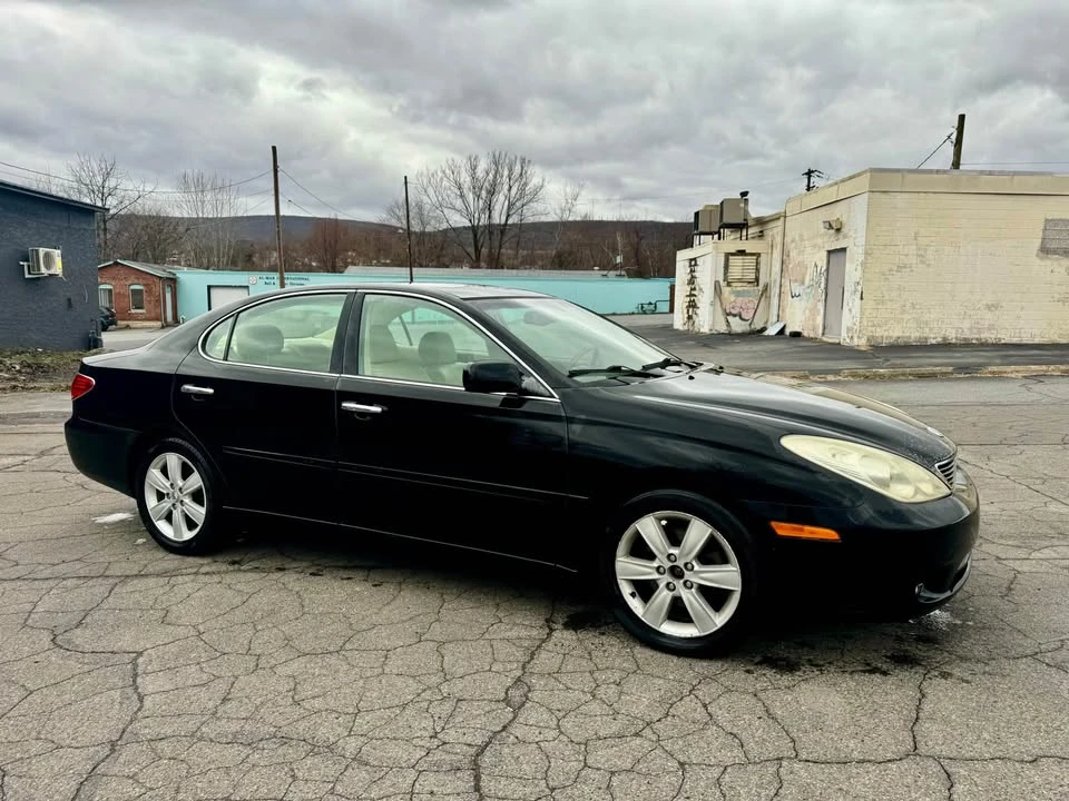 2005 Lexus ES 4th Gen - Image 9 of 16