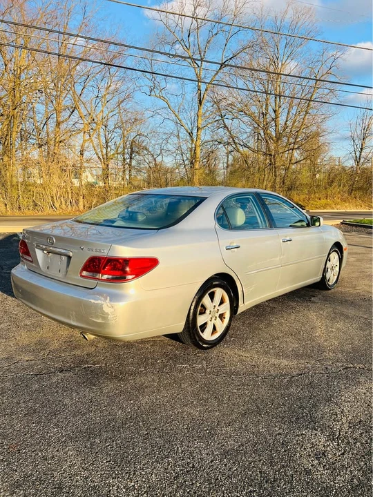 2005 Lexus ES 4th Gen - Image 6 of 15