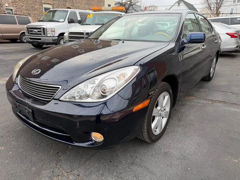 2005 Lexus ES 4th Gen - Image 2 of 15