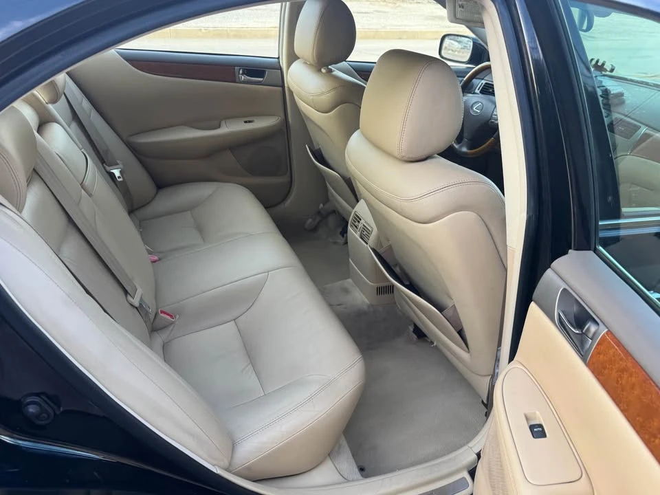2005 Lexus ES 4th Gen - Image 13 of 17