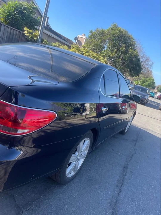 2005 Lexus ES 4th Gen - Image 3 of 17