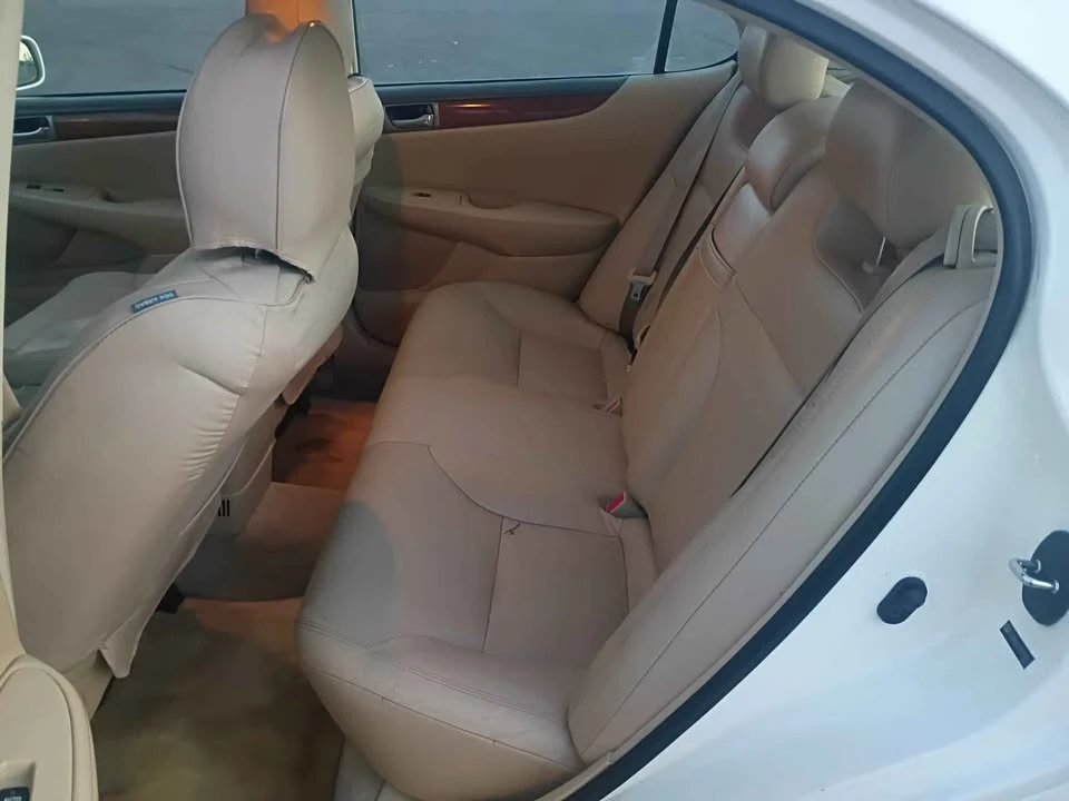 2005 Lexus ES 4th Gen - Image 10 of 15