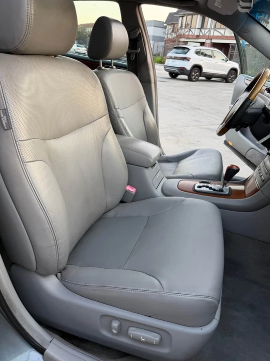2005 Lexus ES 4th Gen - Image 8 of 14
