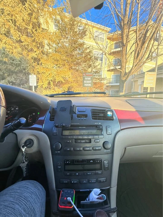 2005 Lexus ES 4th Gen - Image 6 of 6