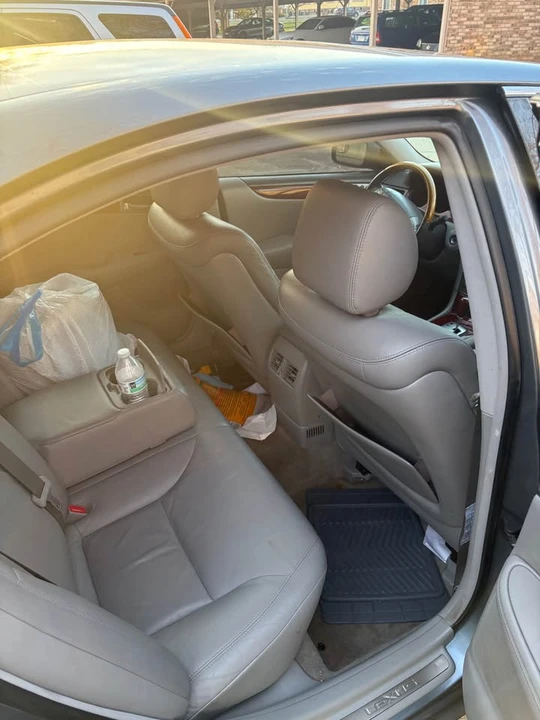 2005 Lexus ES 4th Gen - Image 9 of 15