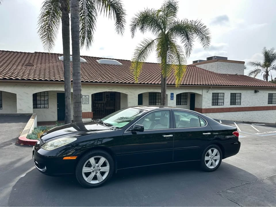 2005 Lexus ES 4th Gen - Image 9 of 13