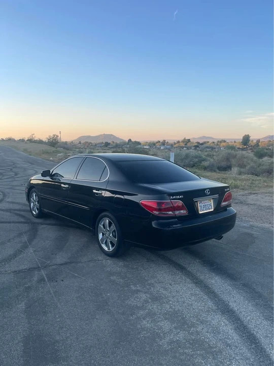 2005 Lexus ES 4th Gen - Image 4 of 15