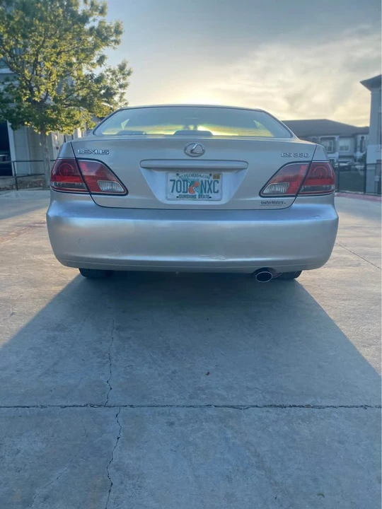 2005 Lexus ES 4th Gen - Image 9 of 20