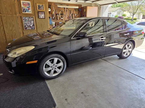 2005 Lexus ES 330 Sedan